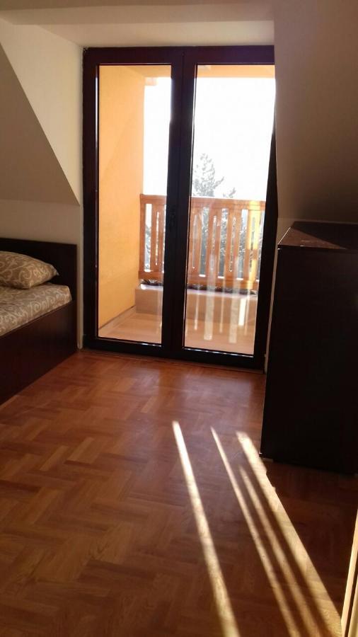 Apartment Eros *